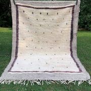 Magnificent handcrafted rug 250cm x 150cm