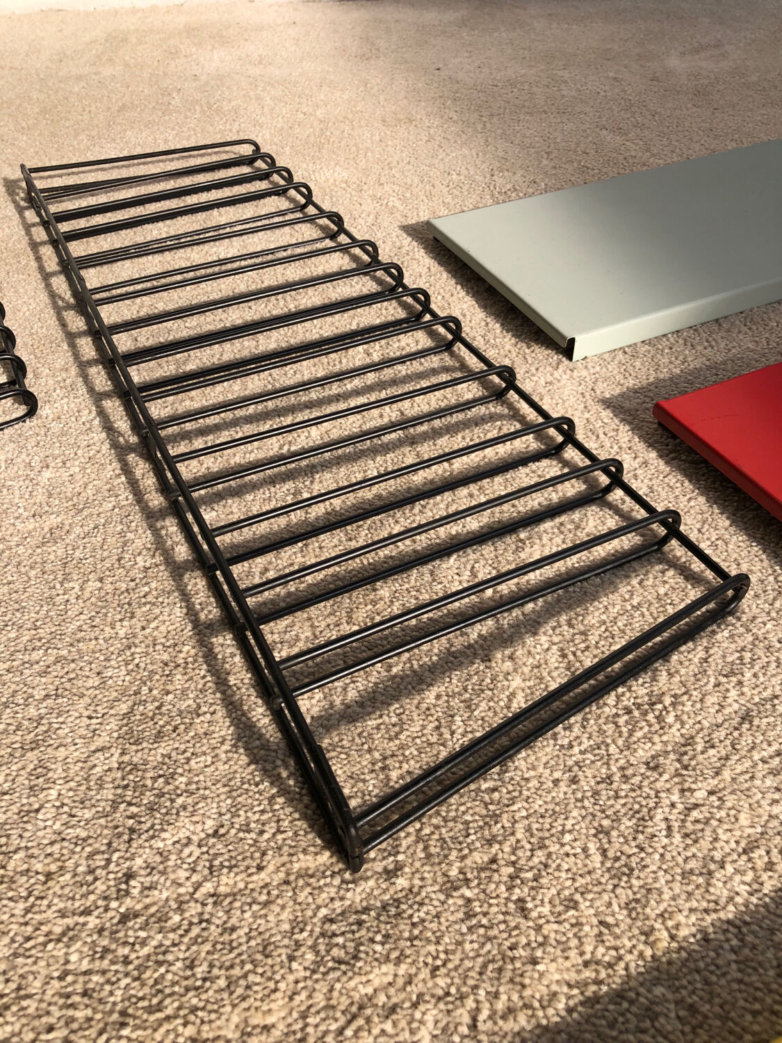 Vintage tomado holland shelf