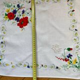 Monogrammed napkins with country pattern