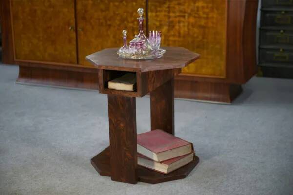Art Deco side table in rosewood veneer