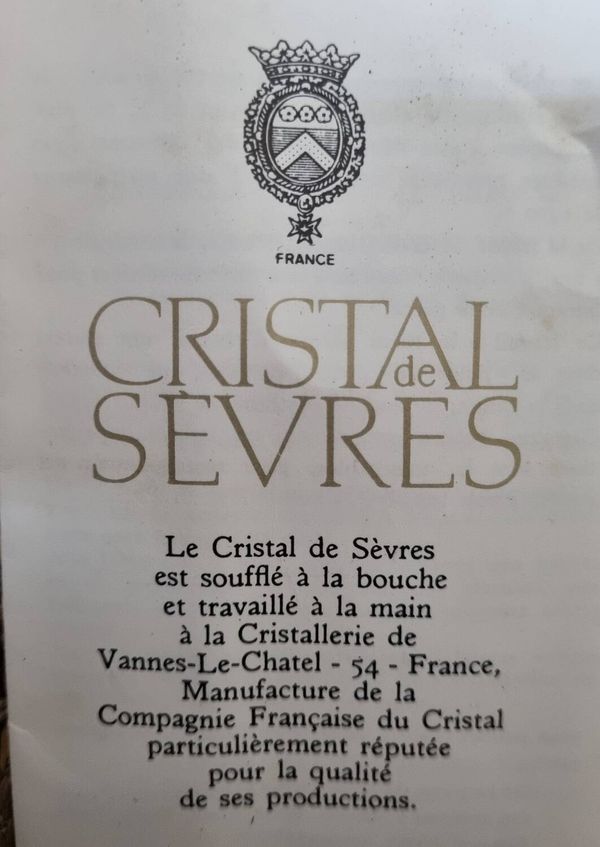 6 verres à pieds de couleur en cristal de Sèvres, 1980