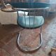 Quatre chaises avec accoudoirs style Arrben