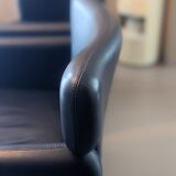 Pair of Tecno 148 leather armchairs