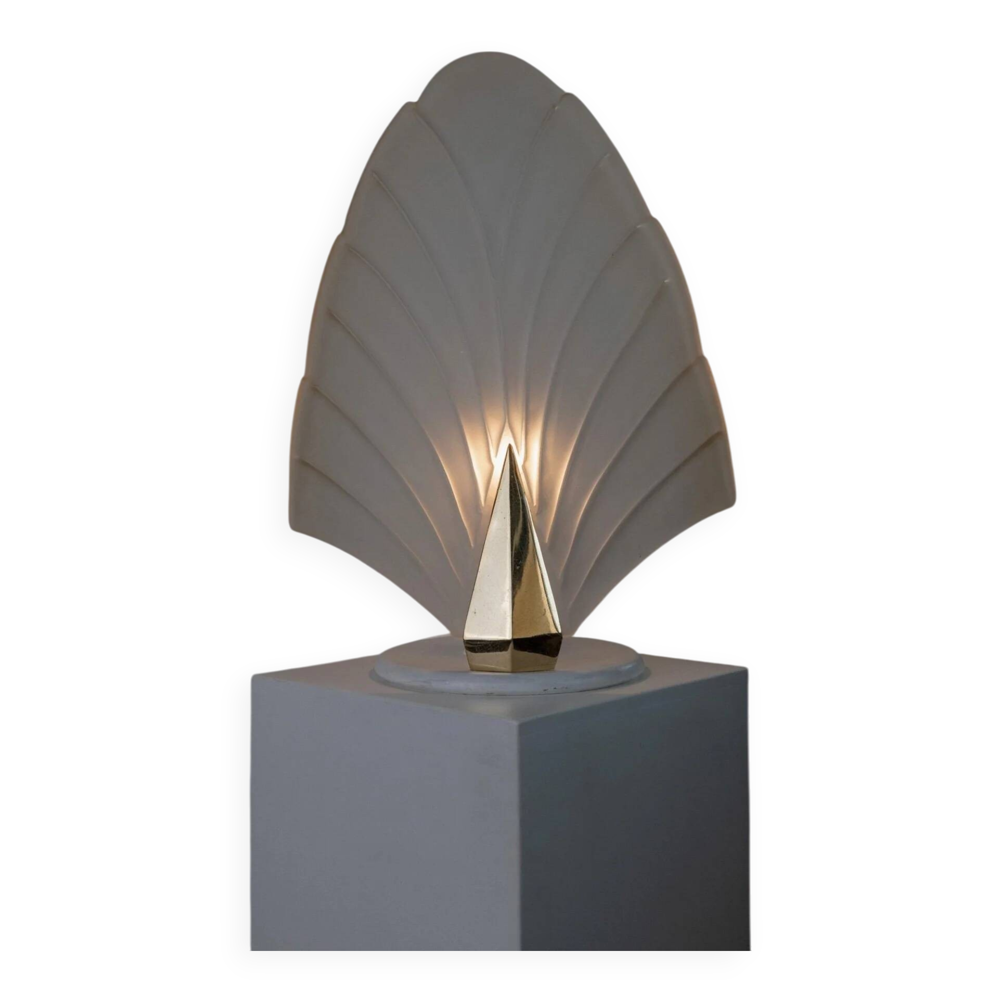 Lampe de table vintage XXL en verre de Murano avec abat-jour en feuille blanche givrée et base en métal doré – Italie années 1980