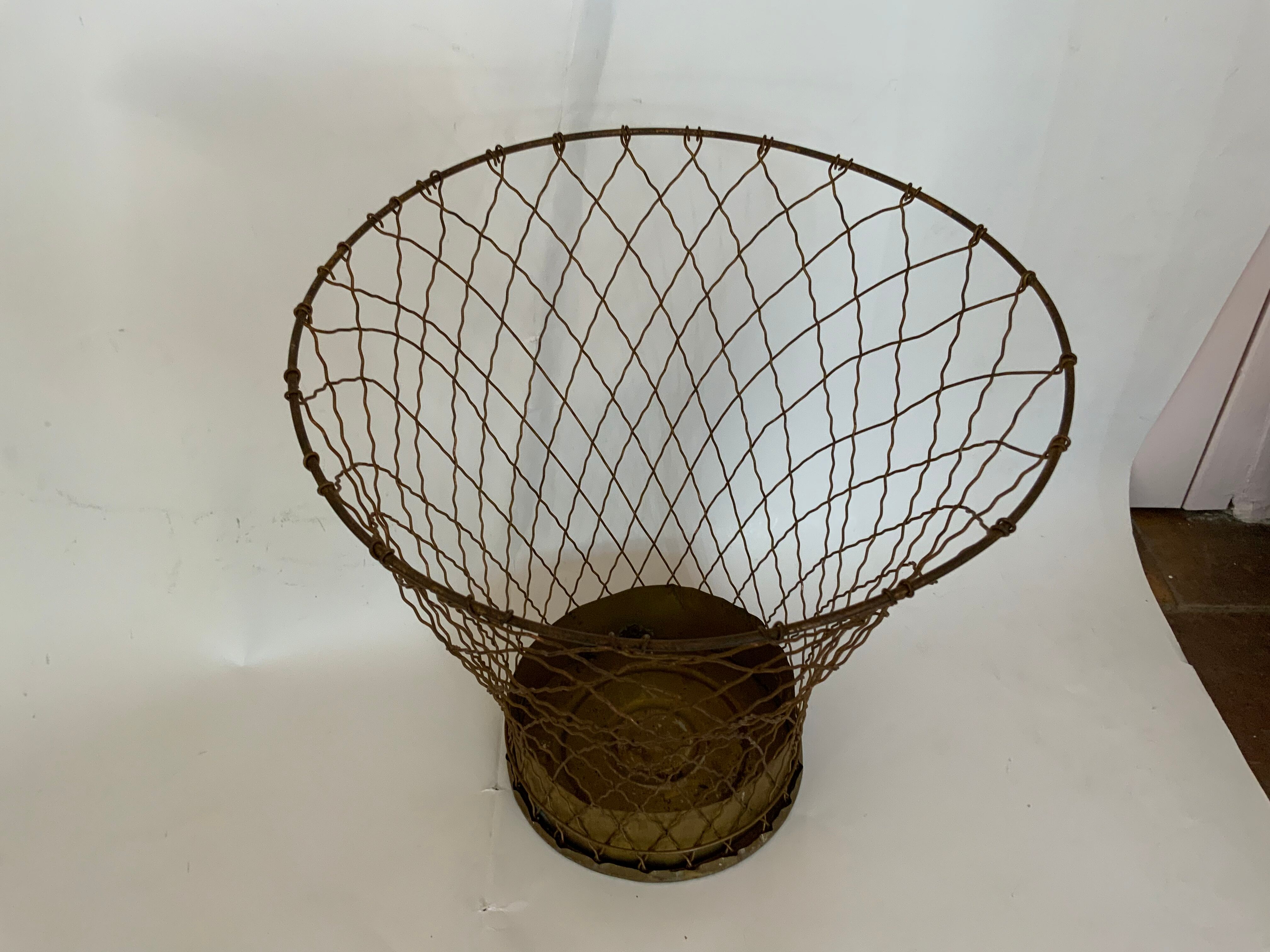 Brass paper basket