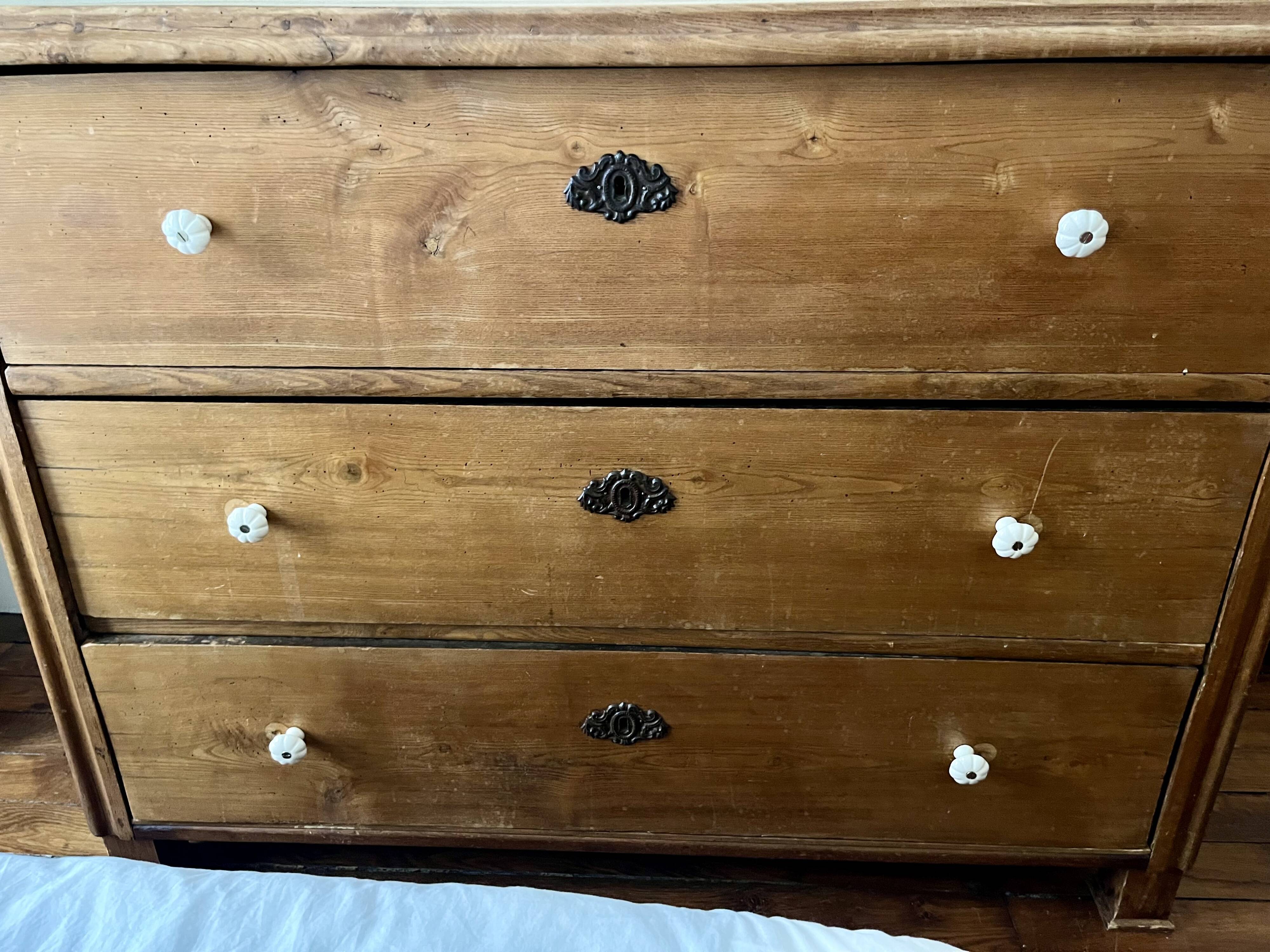 Hungarian chest of drawers - 3 drawer chest of drawers