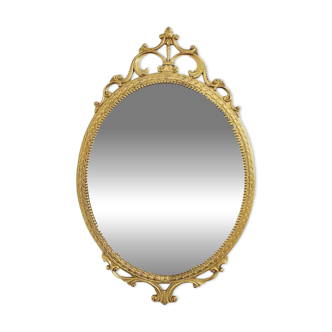 Miroir ovale italien de type médaillon en laiton