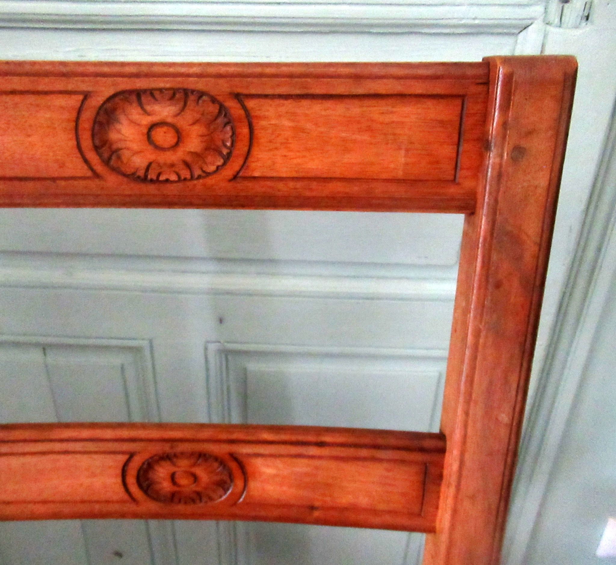Series of 6 Louis XIII style chairs, in walnut