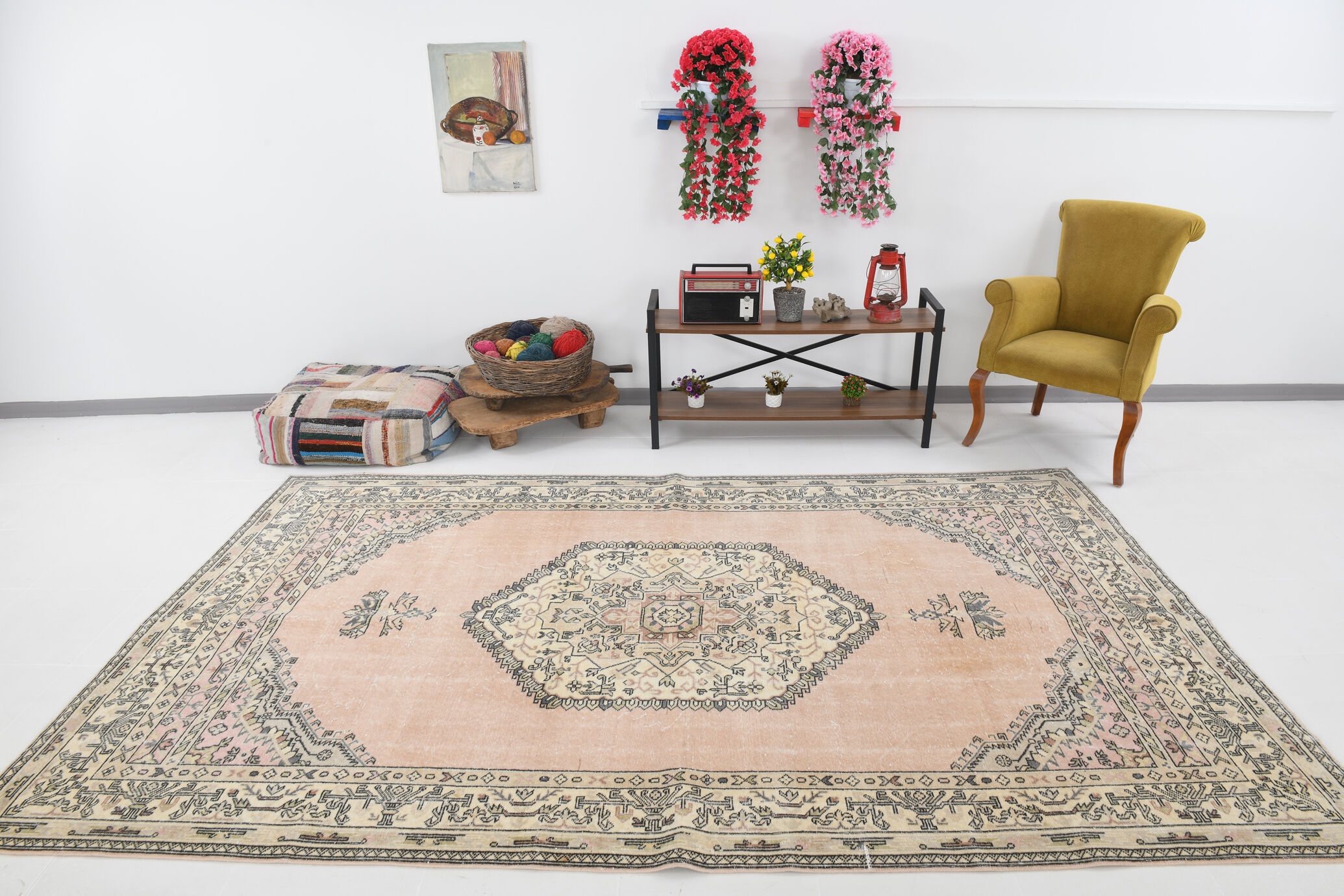 6x10 Classic Beige & Black Vintage Rug, 193x317Cm