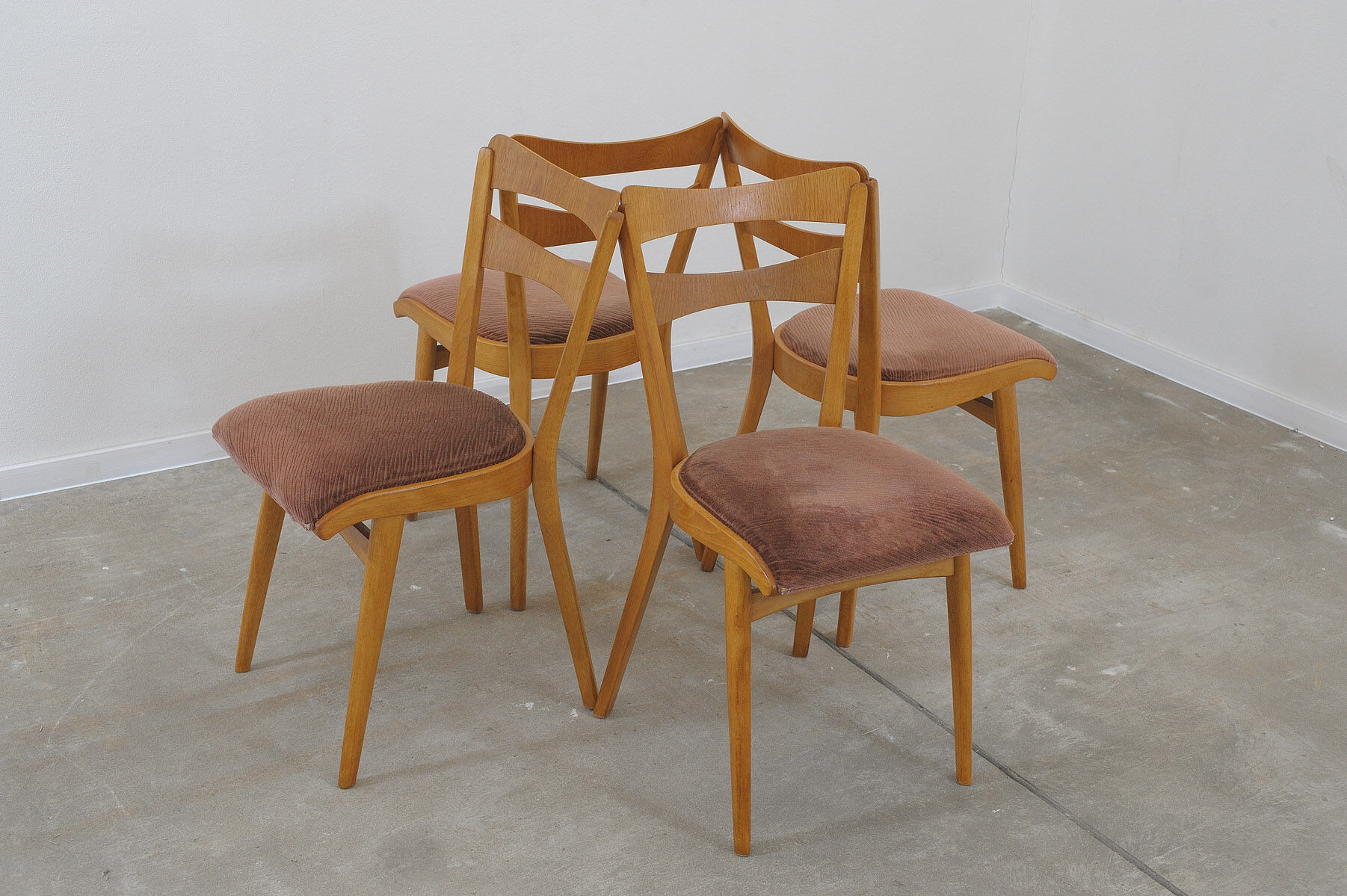 Chaises de salle à manger Mid century by Tatra nabytok, Set de 4