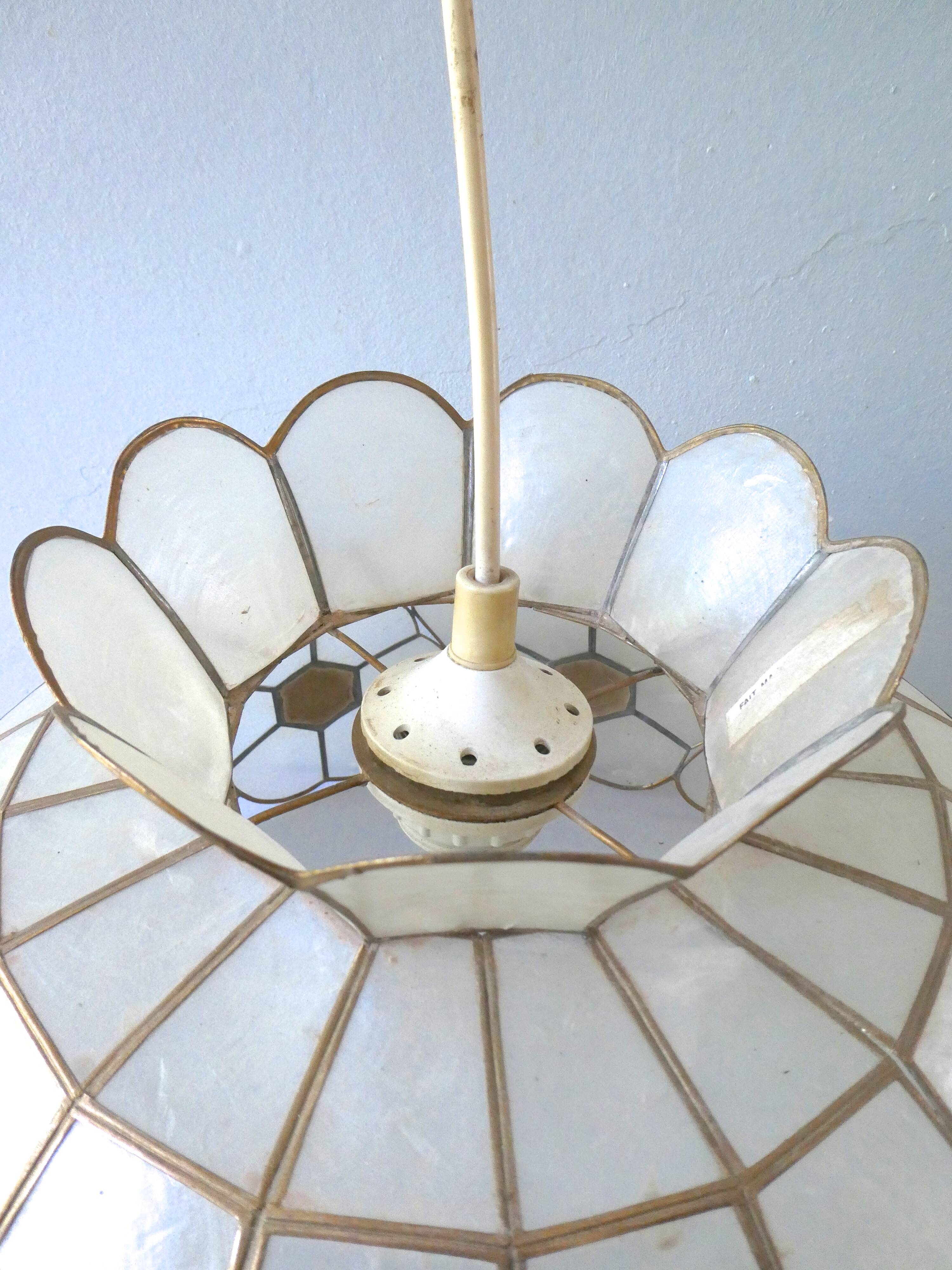 Lustre, mother-of-pearl and brass suspension from the 1970s
