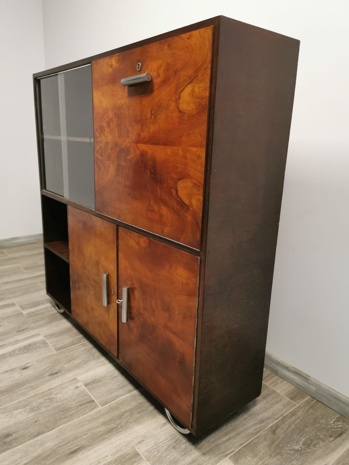 Secretaire par Hynek Gottwald