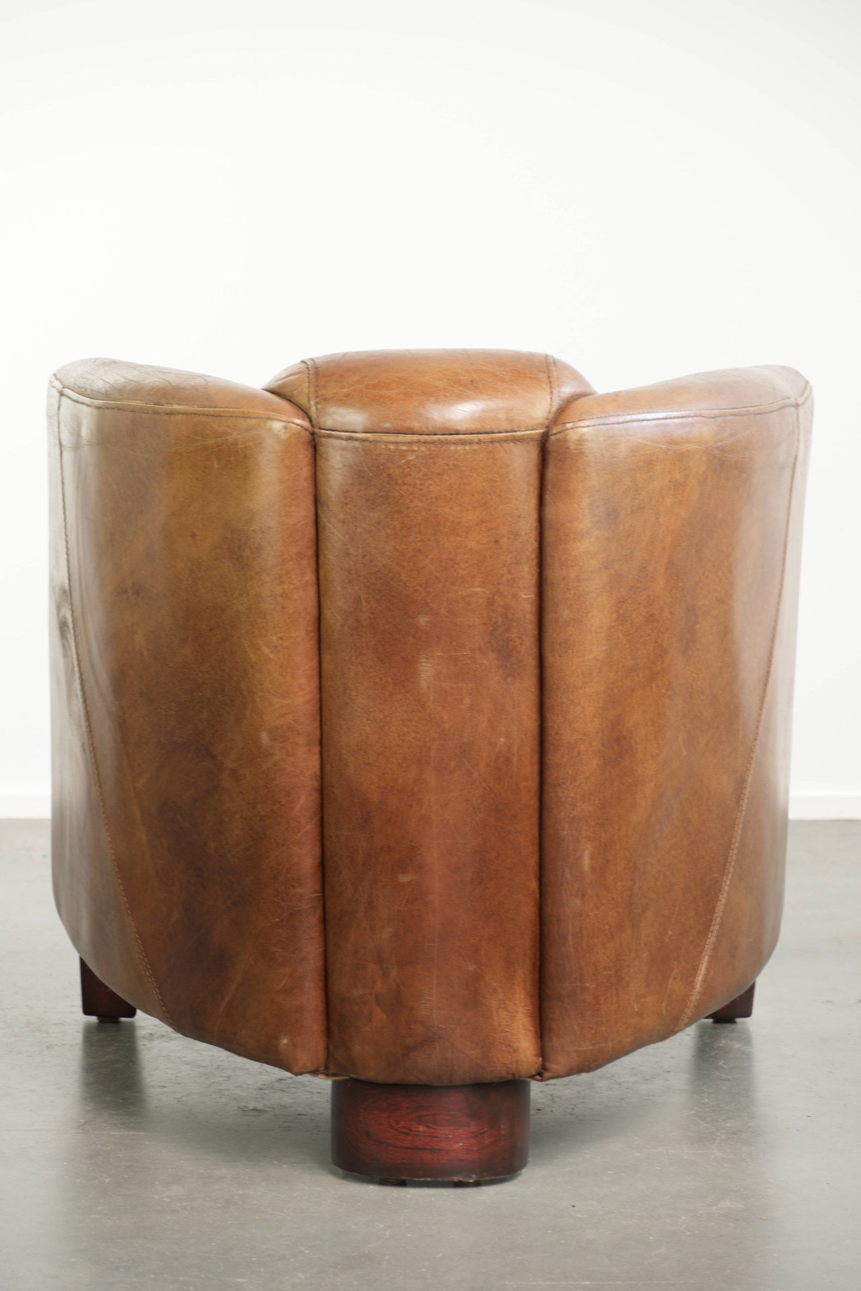 Fauteuil design aviateur en cuir de vache couleur cognac intemporelle