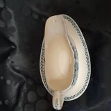 Gravy boat