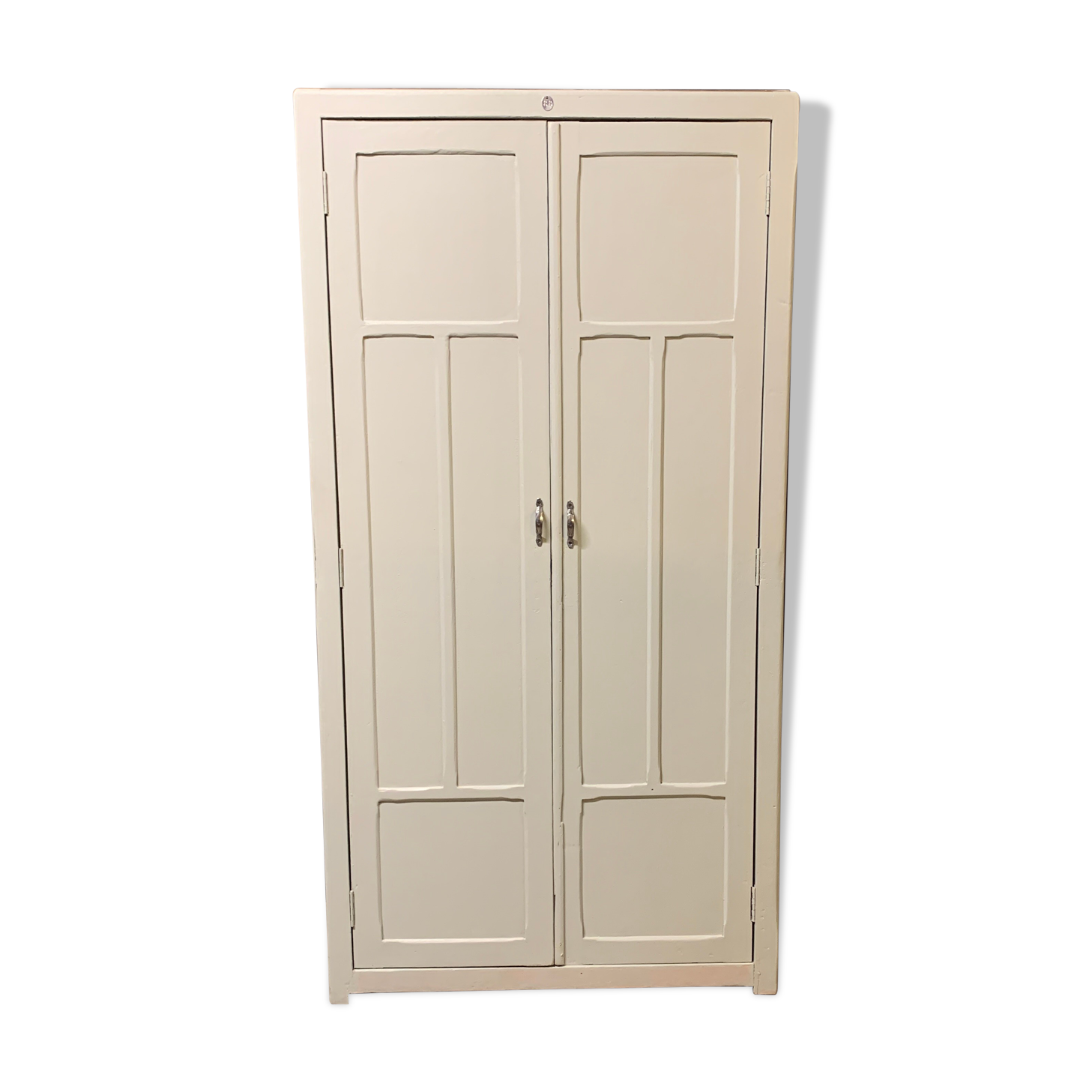 Parisian wardrobe light blue