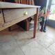 Table de ferme en chêne massif Français.240 x100 patiné avec deux tiroirs.