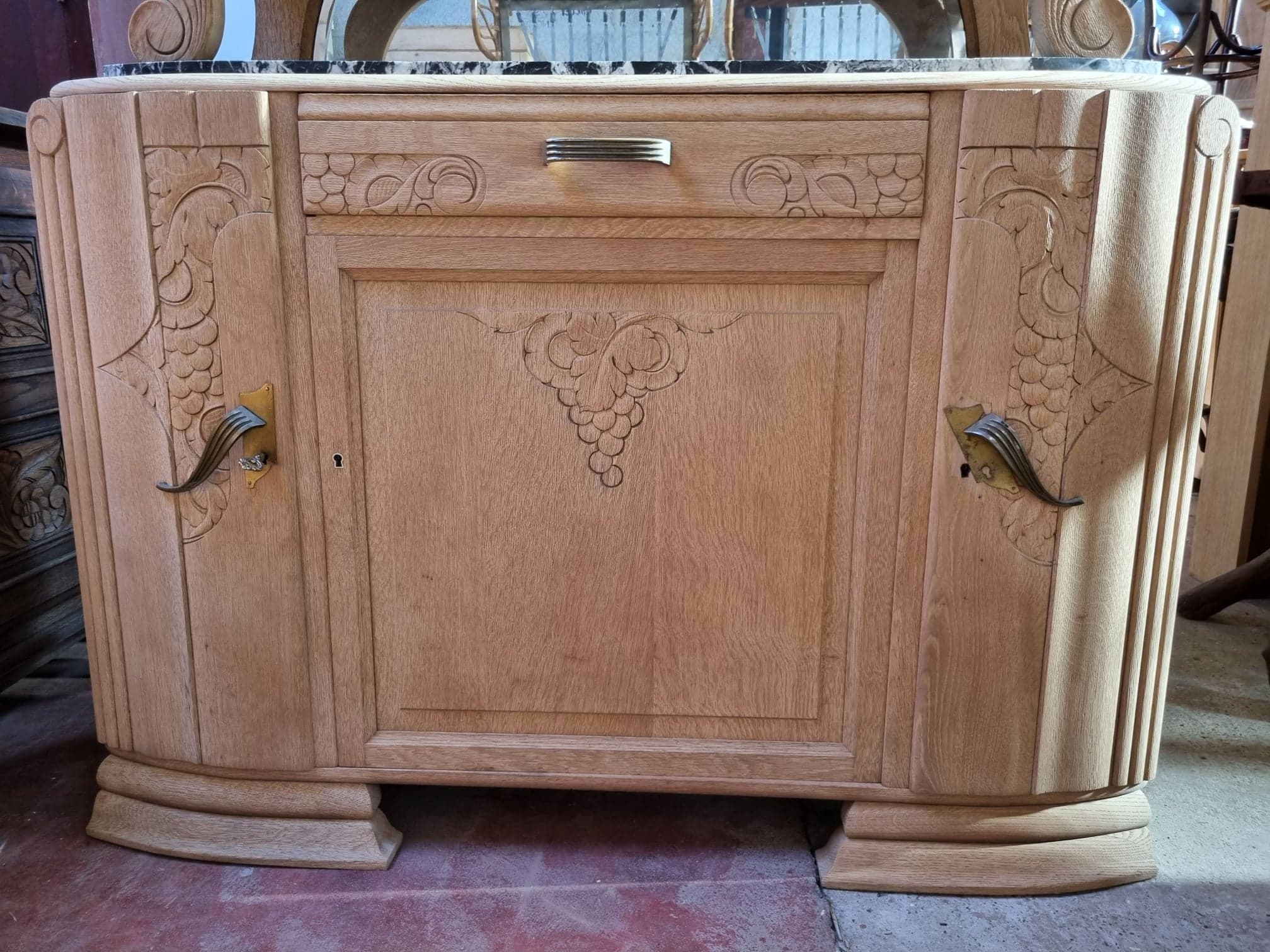Sideboard 2 oak bodies, from the 1940s / 1950s
