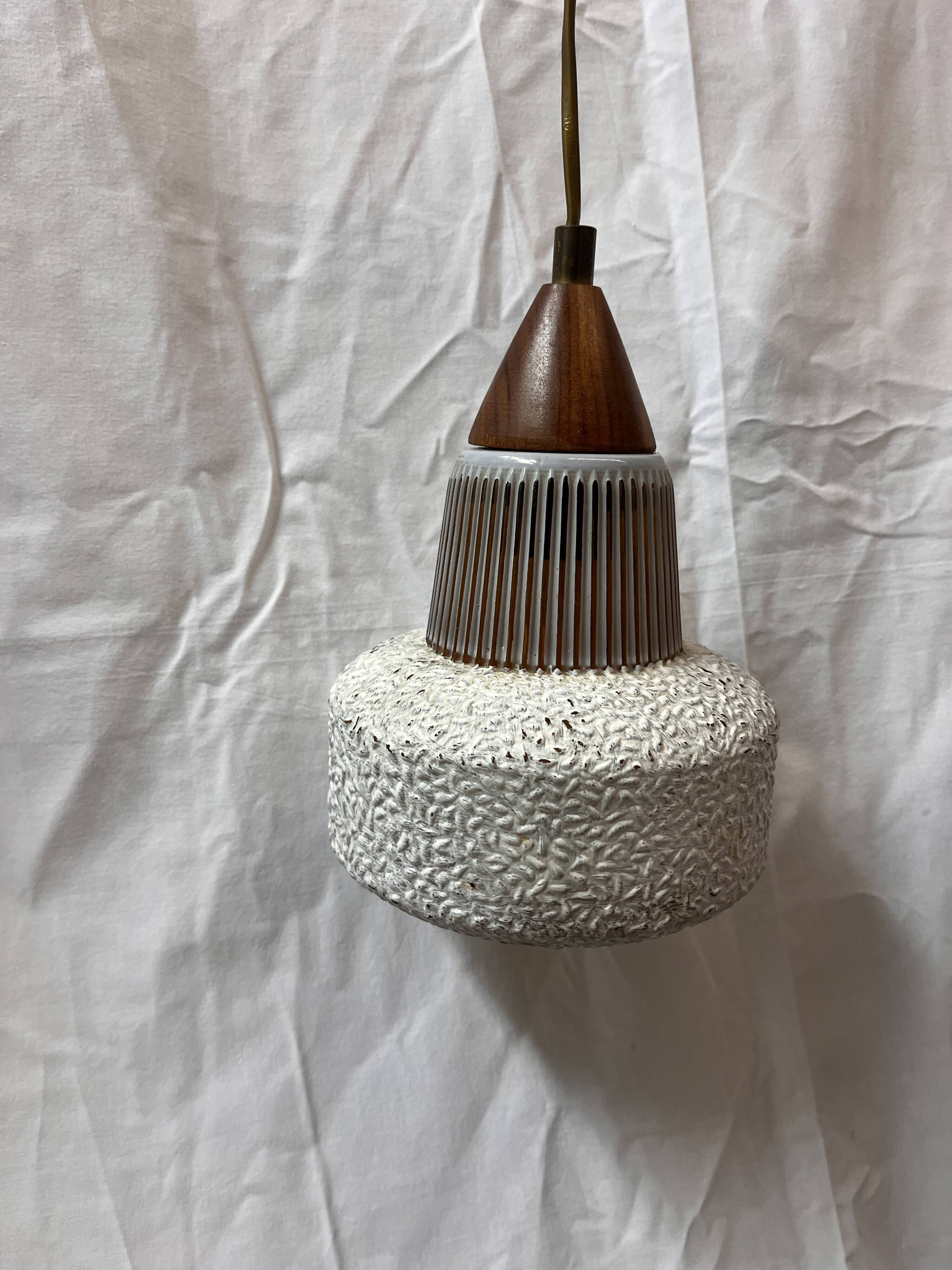 Suspension design scandinave 1960