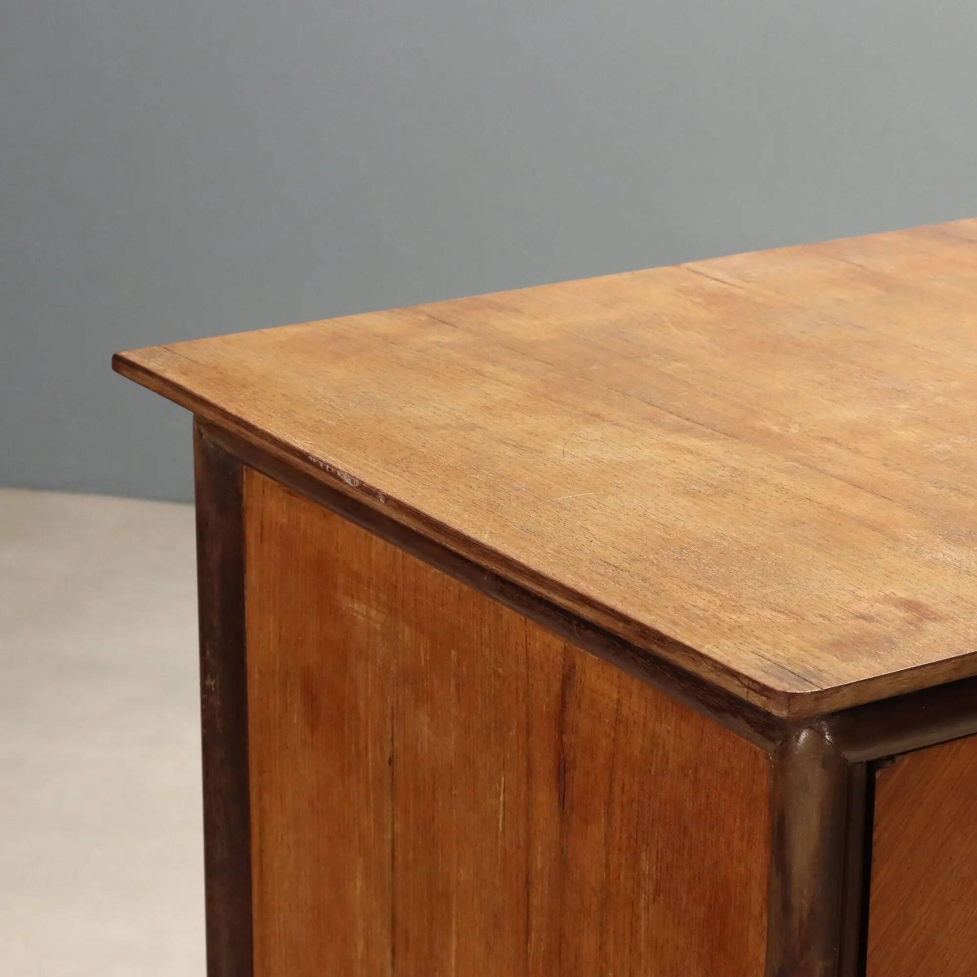 Vintage buffet design by Ico Parisi in ebonised wood, 1950s.