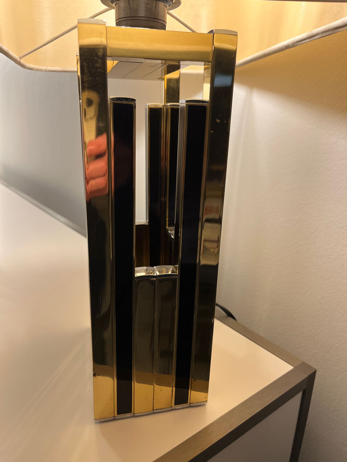 Lampe en laiton doré et noir années 70