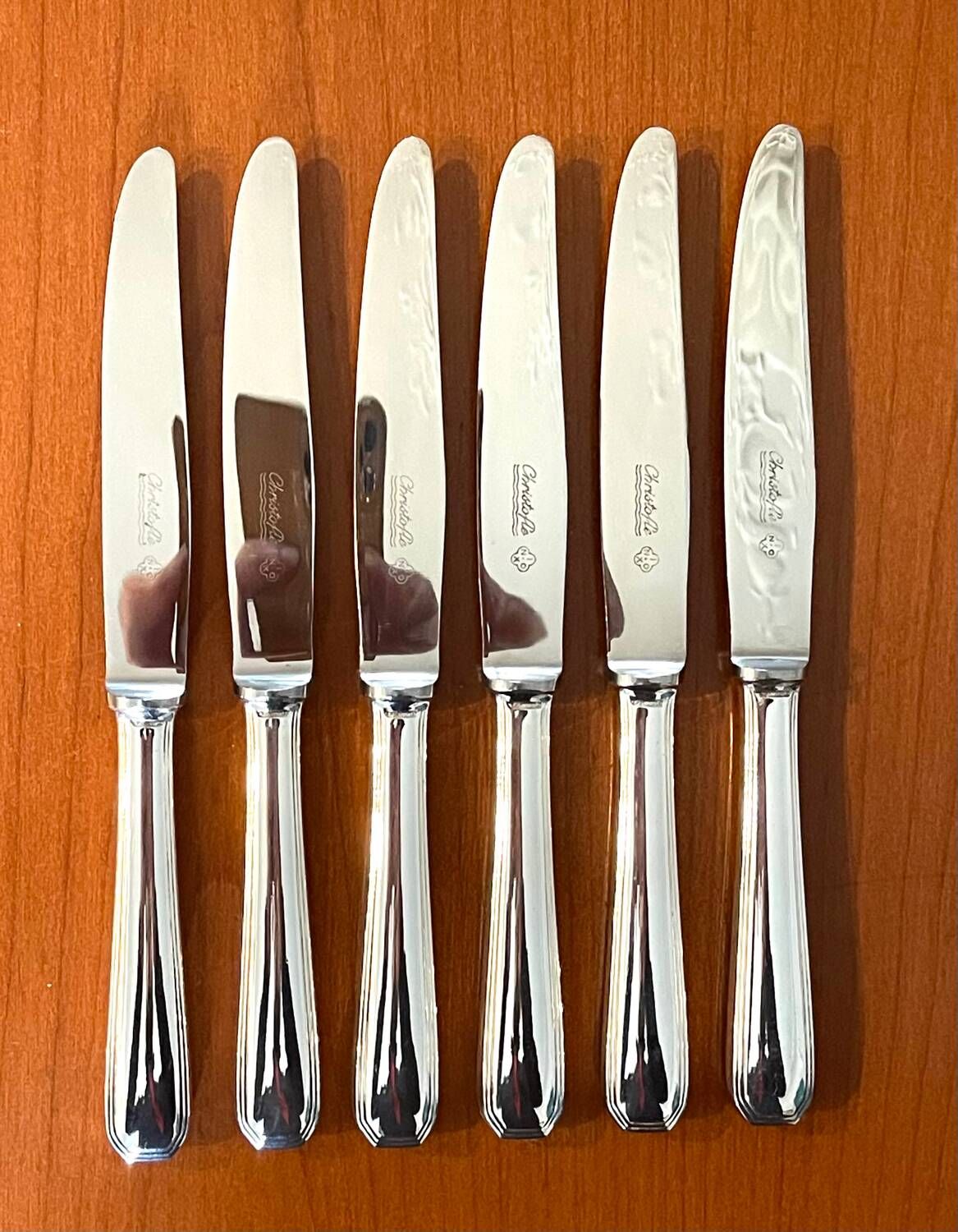 Christofle America 6 entremet, cheese, and dessert knives, 19.5 cm, superb