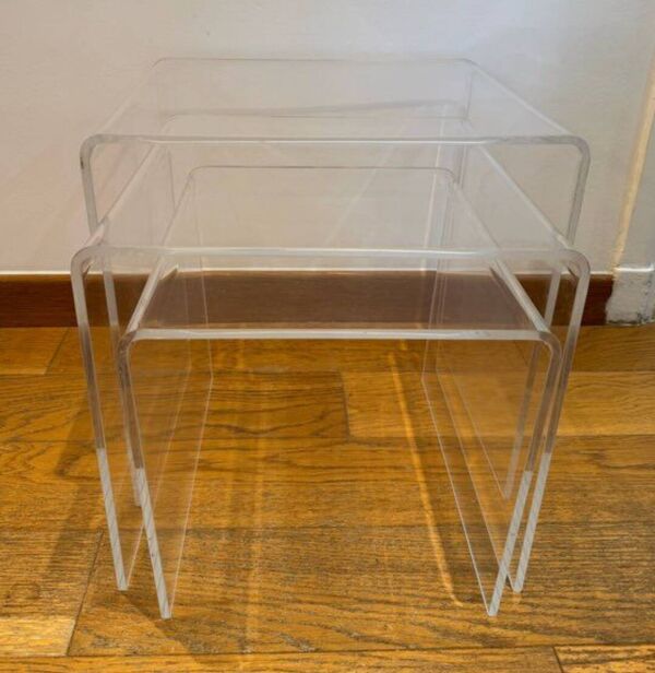 Lot de 3 tables gigogne en plexiglas