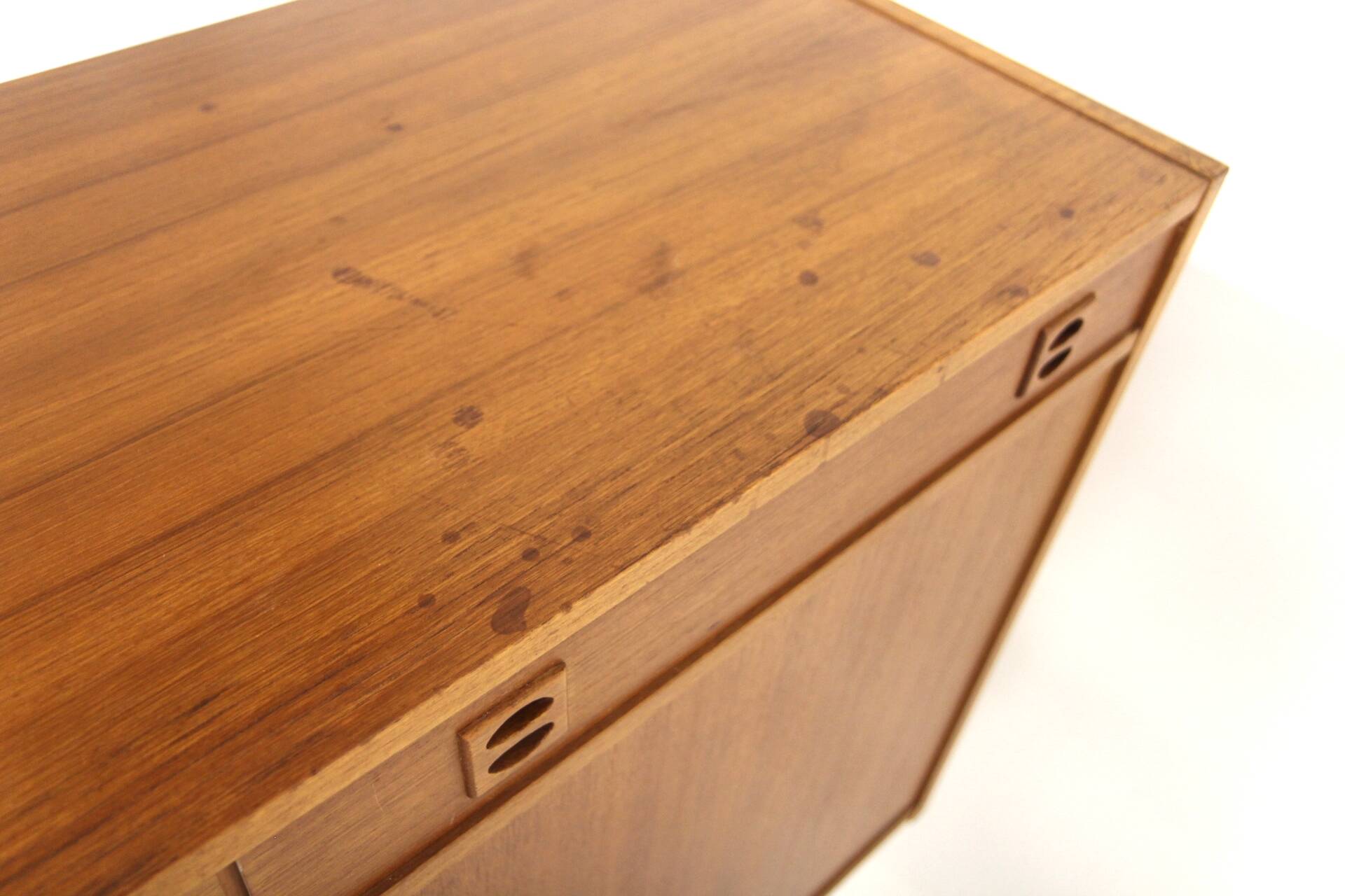 Scandinavian sideboard in teak and oak, Sweden, 1960.