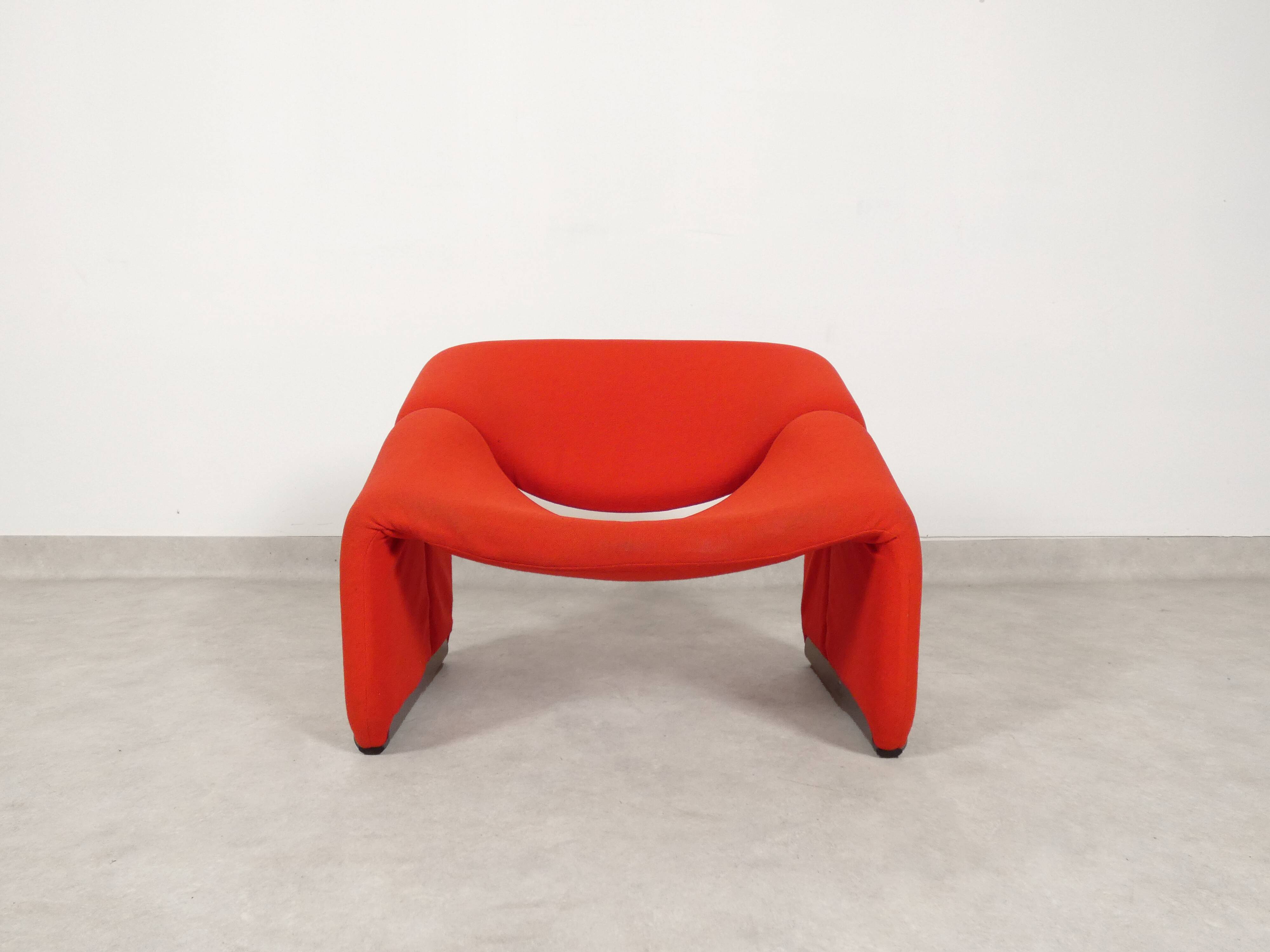 Artifort F598 - 'M-chair' by Pierre Paulin
