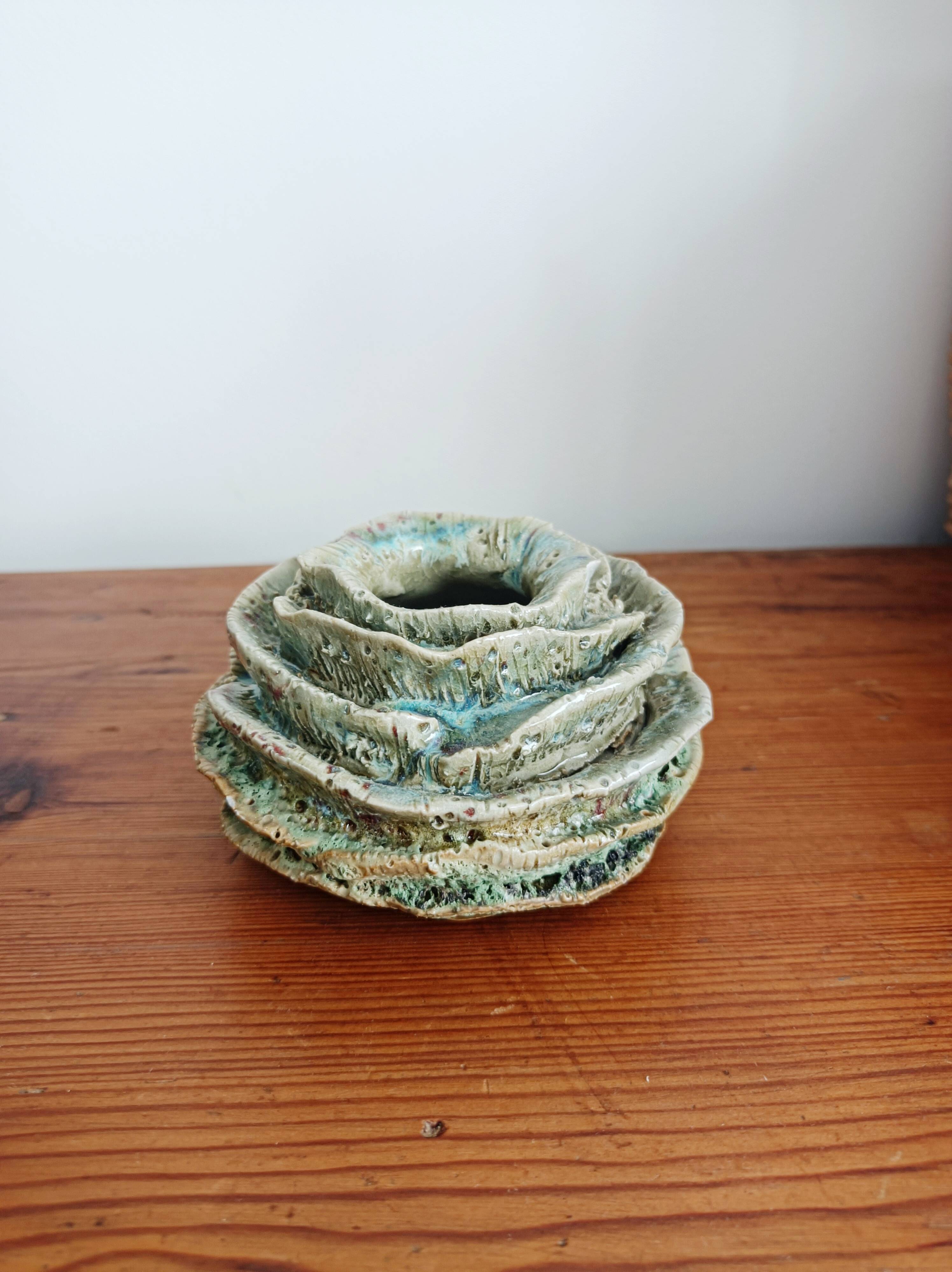Small cabbage vase