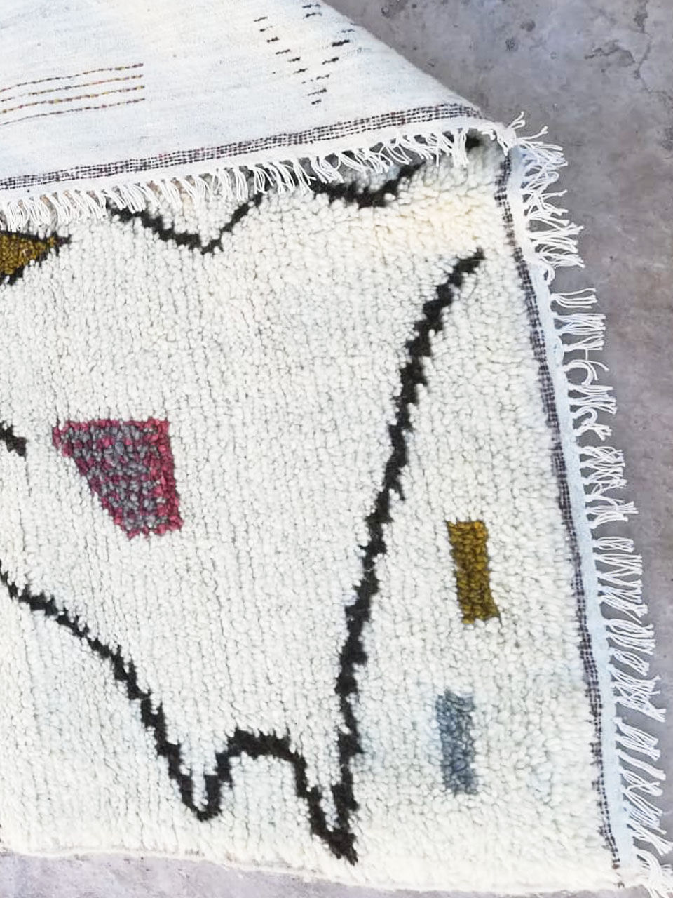 Tapis berbère abstrait 253 x 154cm