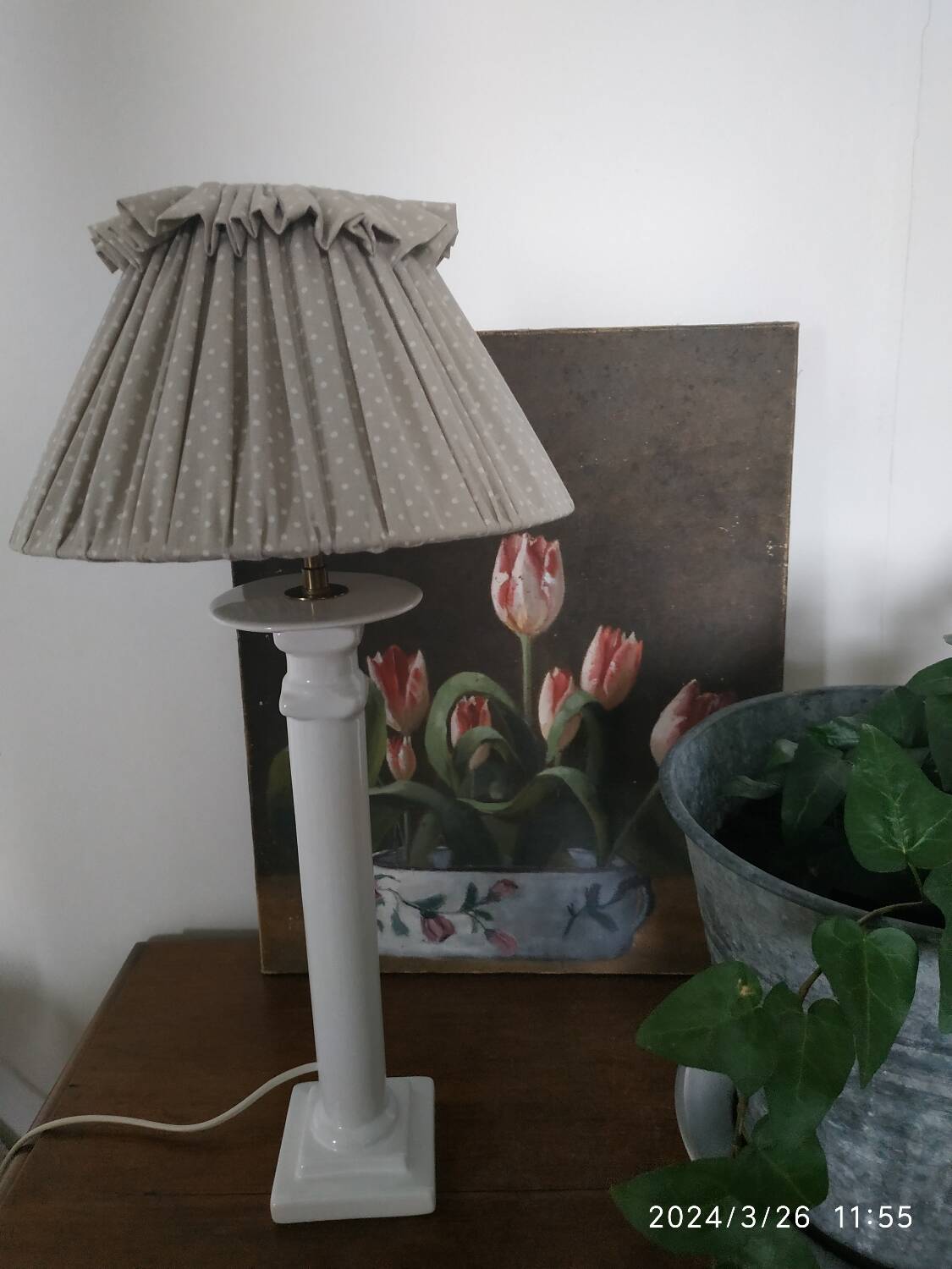 Earthenware lamp base