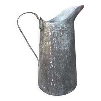 Iron pitcher