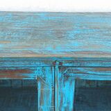 Armoire vitrée en bois ancien bleu