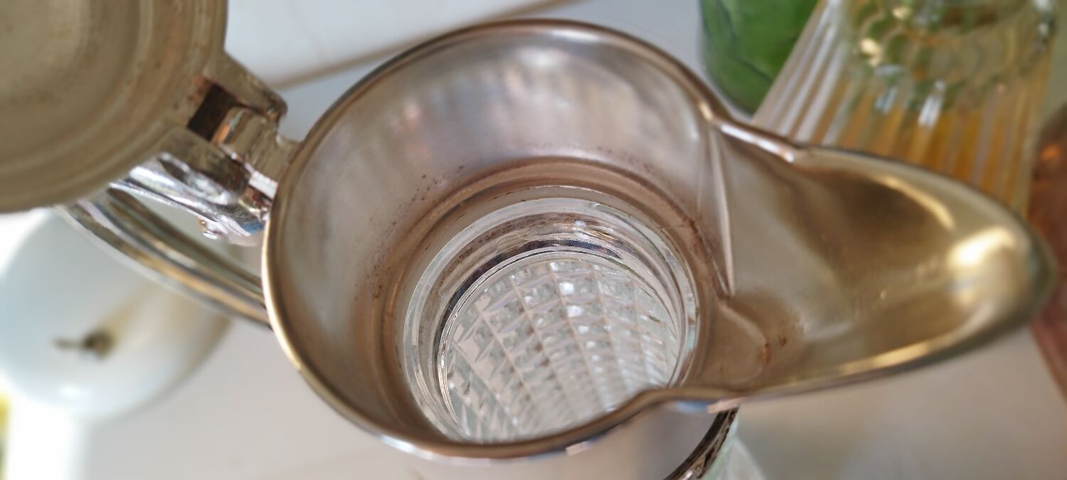 Crystal pouring decanter