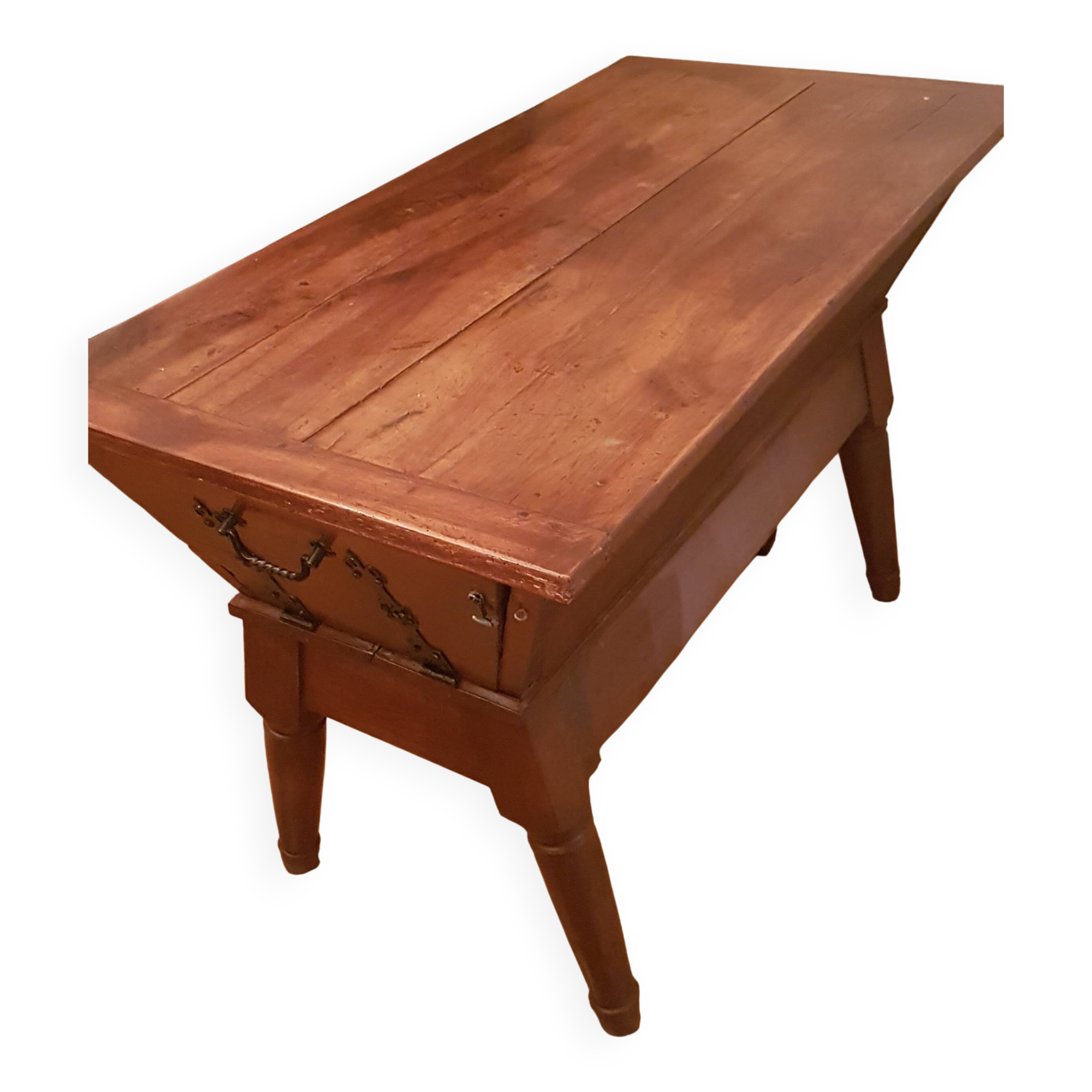 Petrin walnut bar table