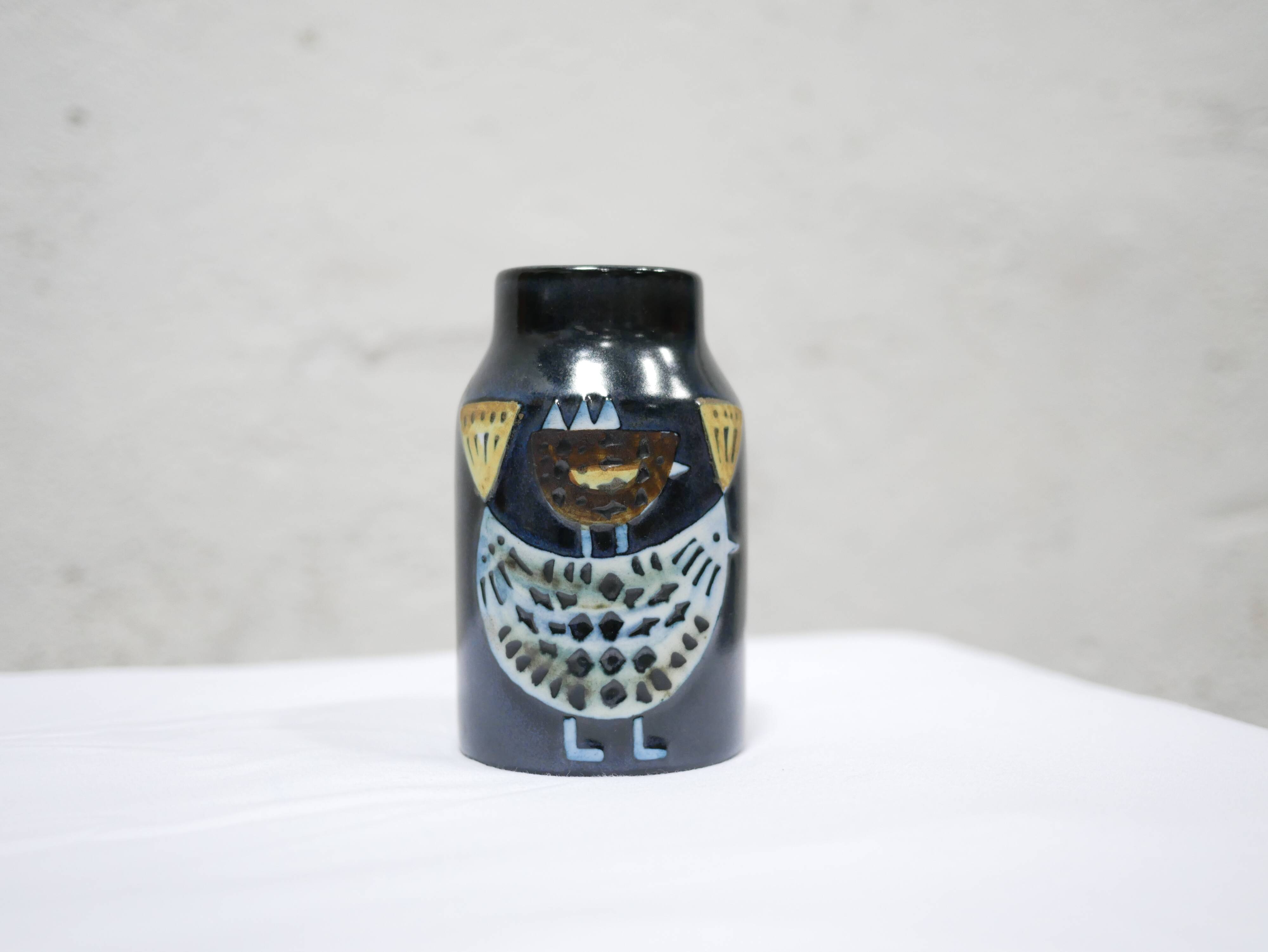 Vintage Scandinavian ceramic vase by Lisa Larson for Gustavsberg