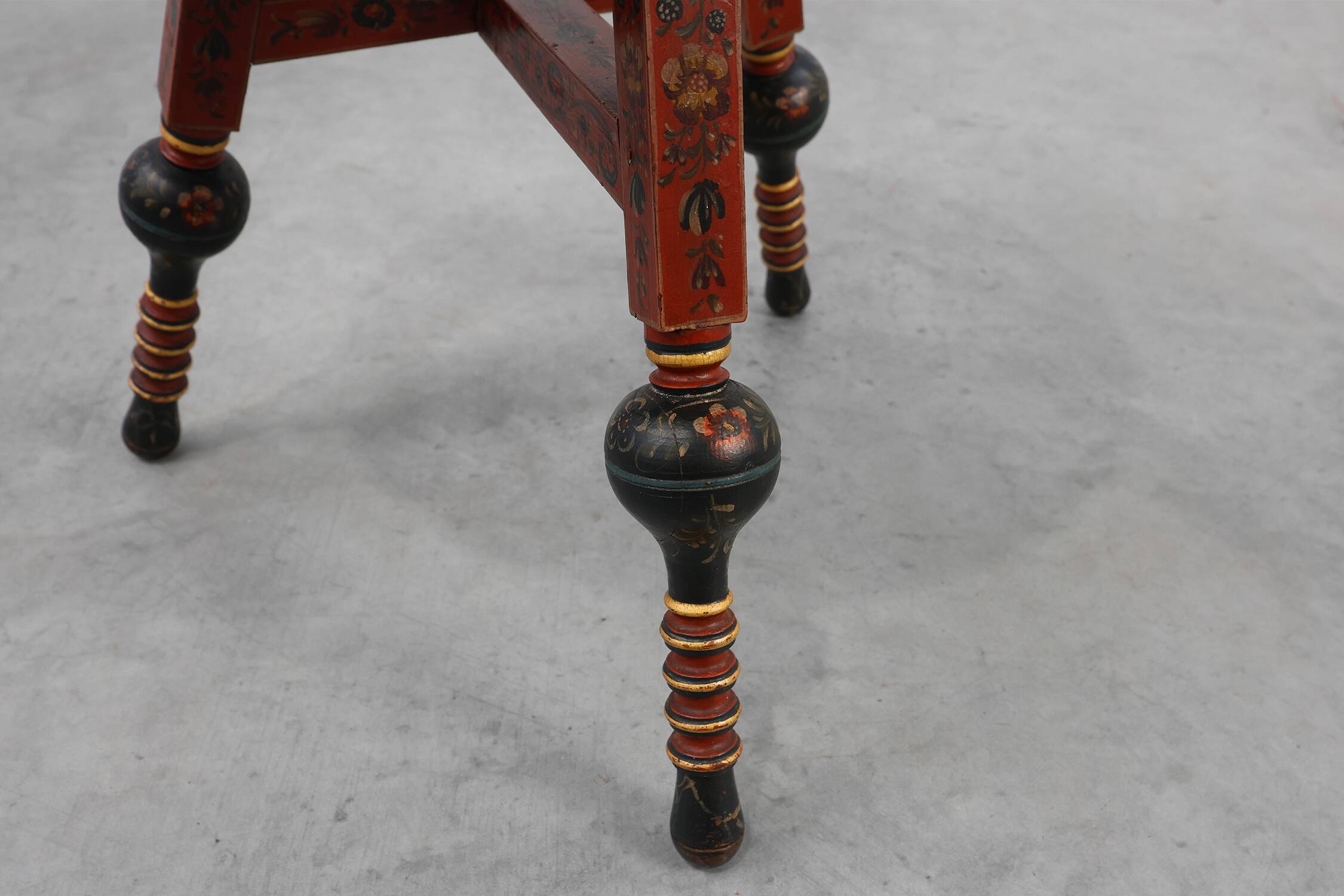 Early 19th century Hindeloopen side table, The Netherlands
