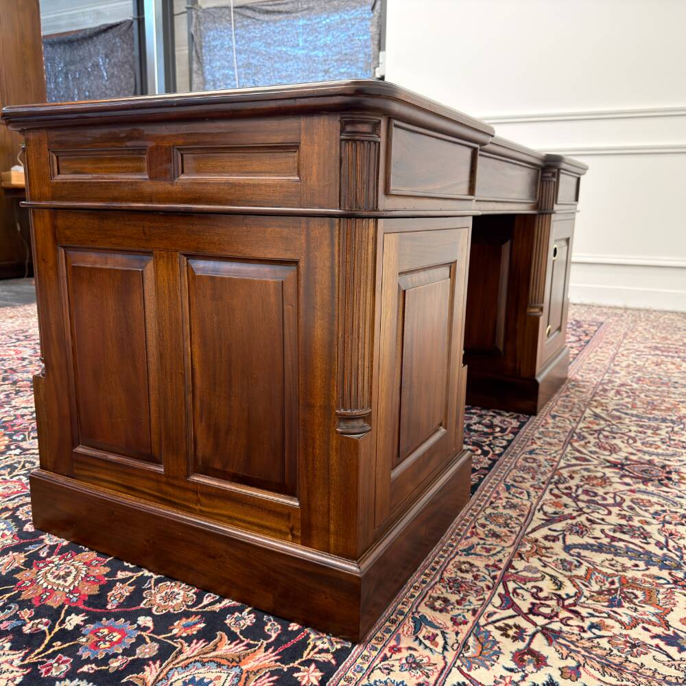 Classic English Desk Green Leather Inlay