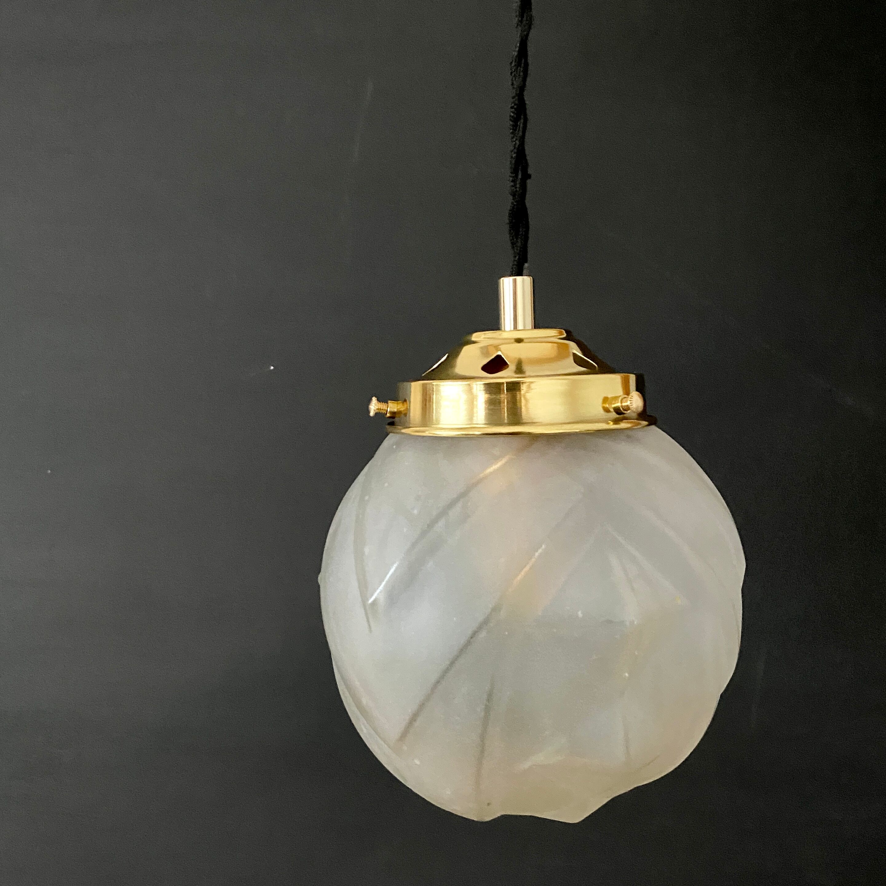 Vintage art deco glove pendant lamp in frosted glass