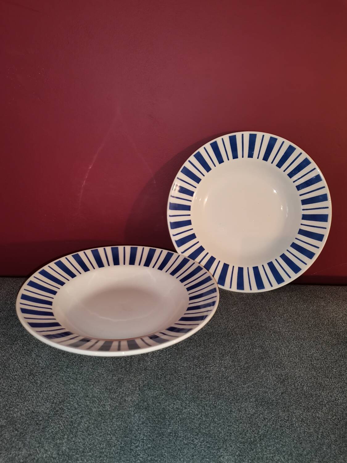 FB blue striped plate
