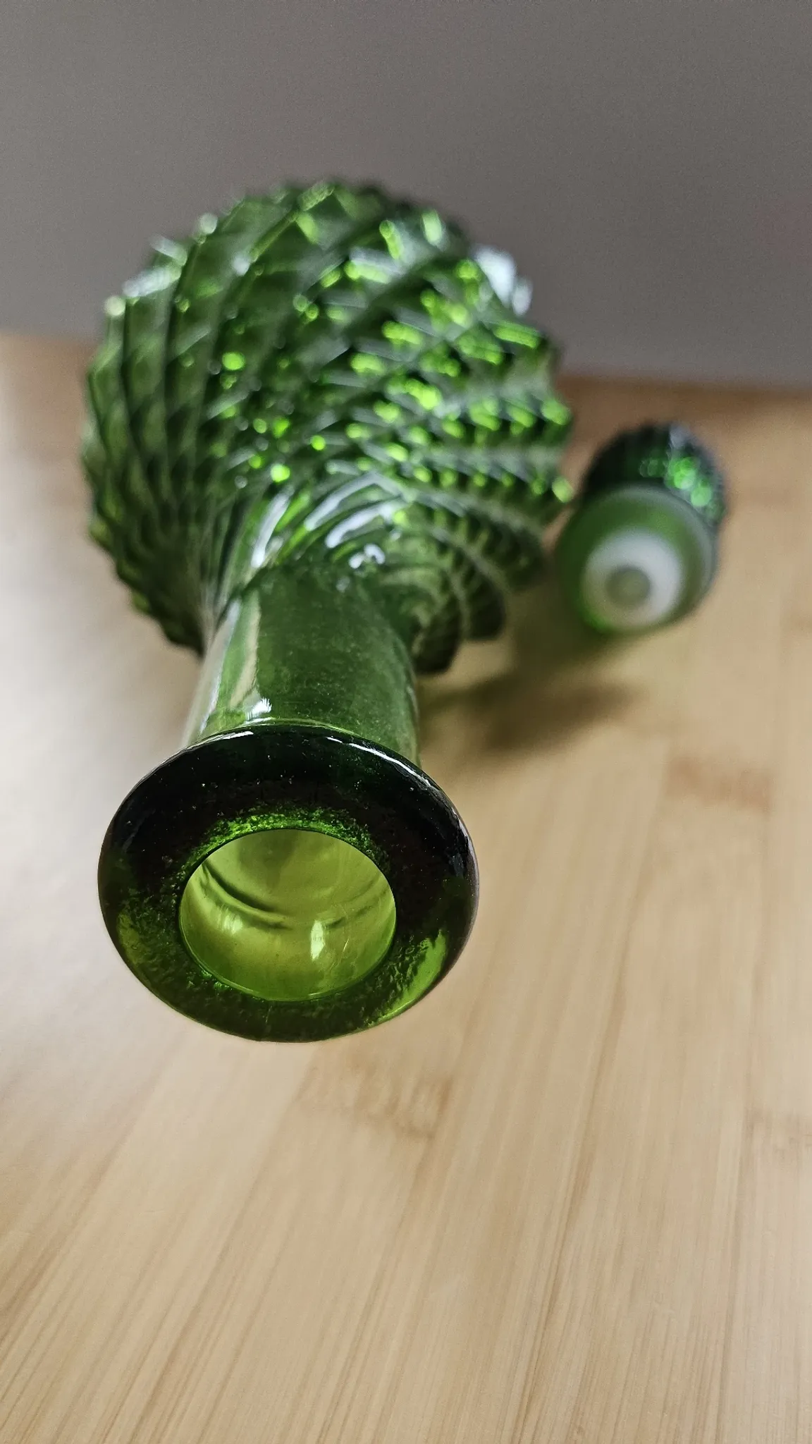 Grande bouteille de liqueur en verre vert Empoli avec bouchon flèche –