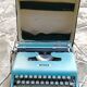 Olivetti lettera 22 typewriter