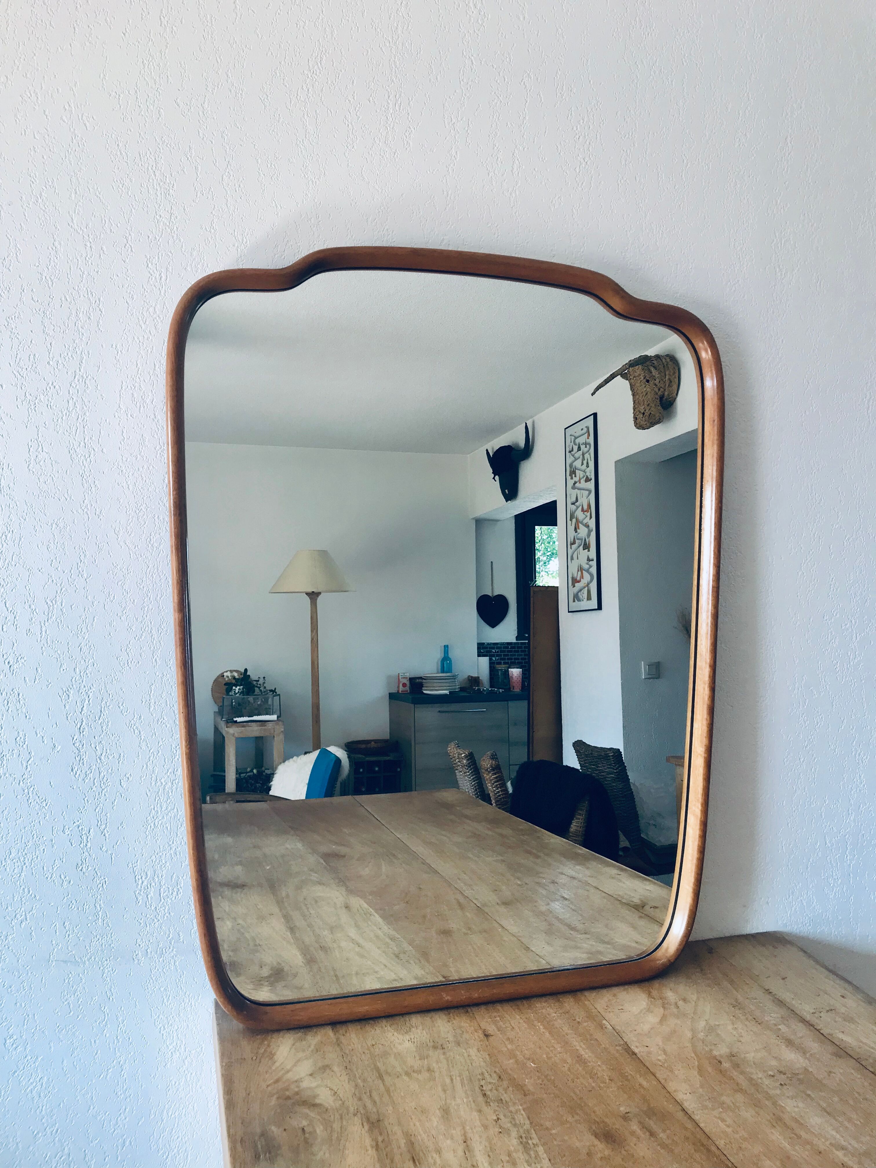 Free form mirror 80x104cm