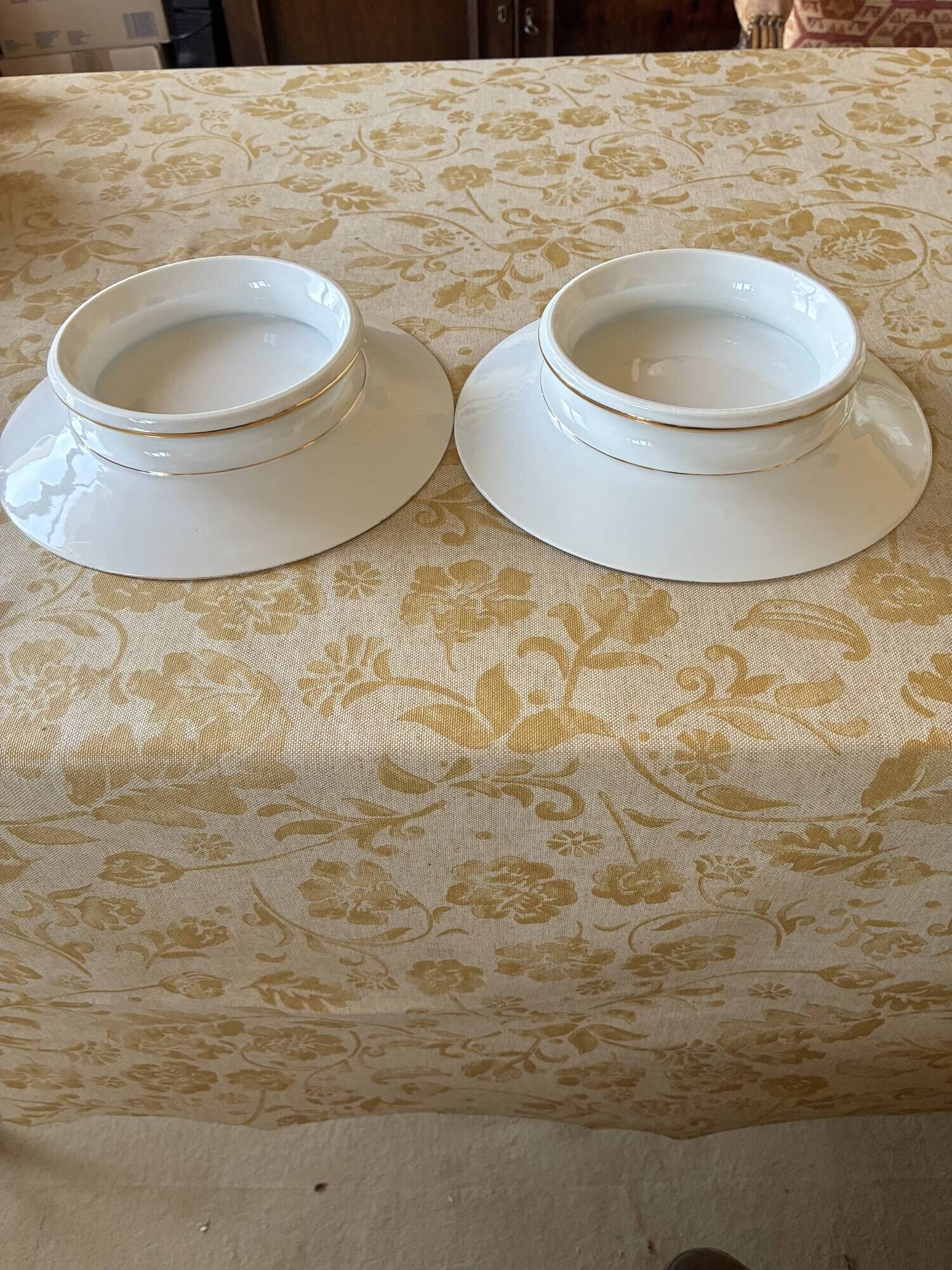 Service ancien de table en porcelaine de Limoges