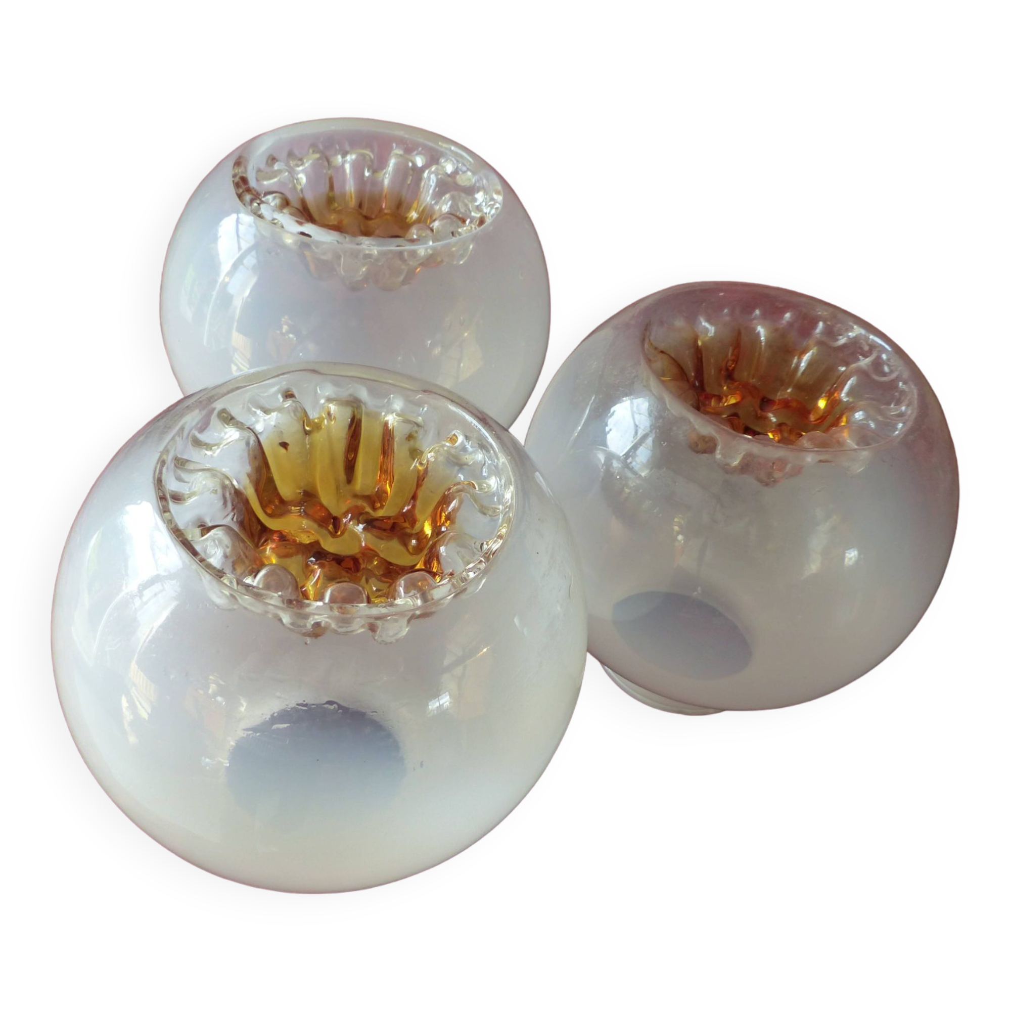 Series of 3 globes, vintage lampshades.