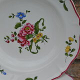 12 assiettes creuses Vieux Saint Amand 1713