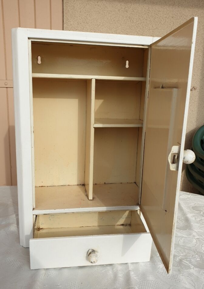 Vintage metal medicine cabinet