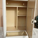 Vintage metal medicine cabinet