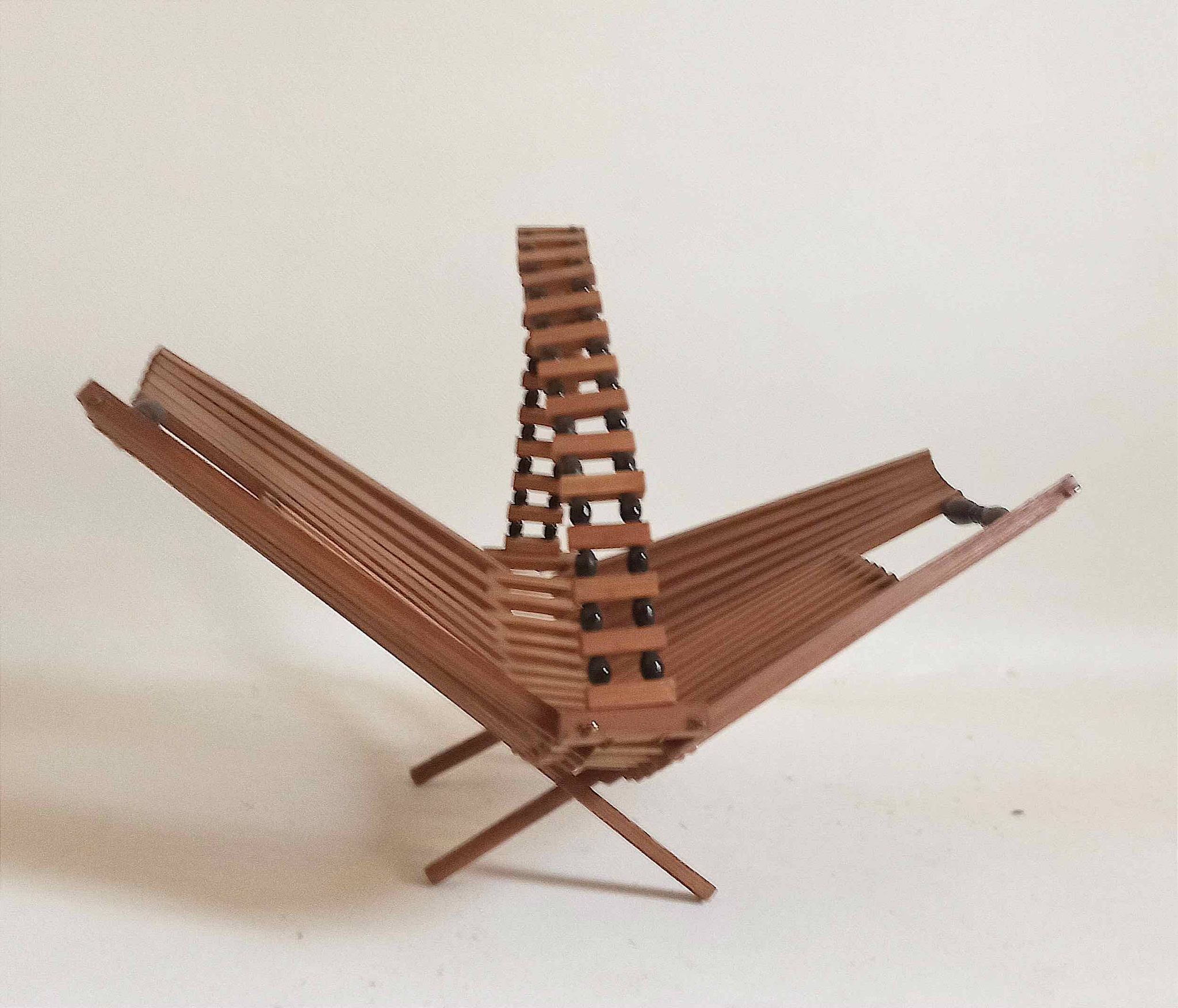 Scandinavian 50s foldable fruit basket