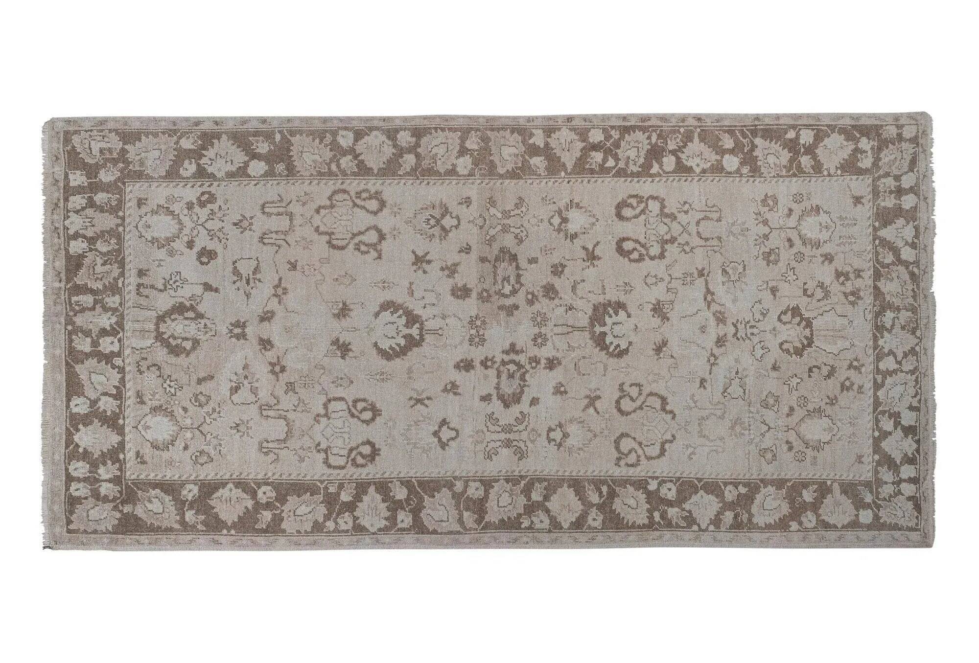 Vintage handmade Turkish rug 135x260 cm